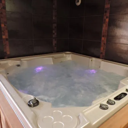 Logis Auv'hôtel 3*