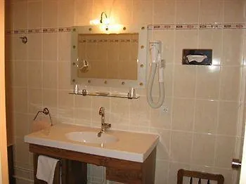 Szálloda Logis Auv'hotel Mauriac