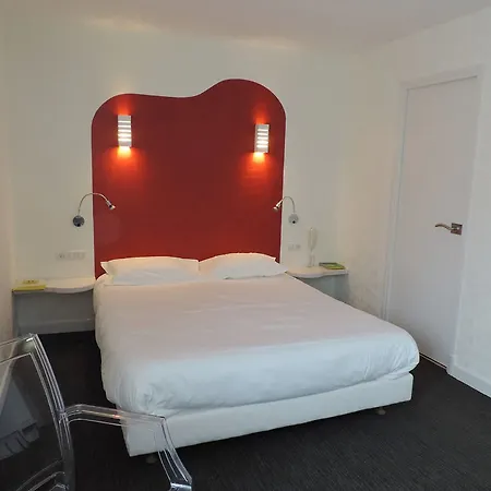 Hotel Logis Auv'hôtel Mauriac (Cantal)
