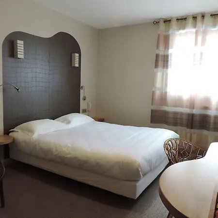 Hotel Logis Auv'hôtel