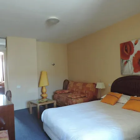 فندق Logis Auv'hotel مورياك