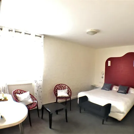 Logis Auv'hôtel Hotel